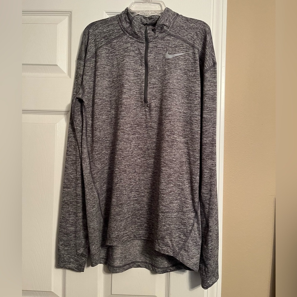 Men’s nike running quarter-zip! Heathered gray color.